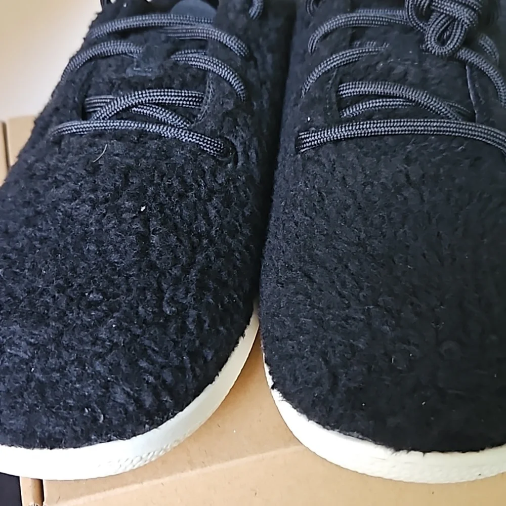 Allbirds,NIB, Mens 12,Wool Runner Fluff Natural Black